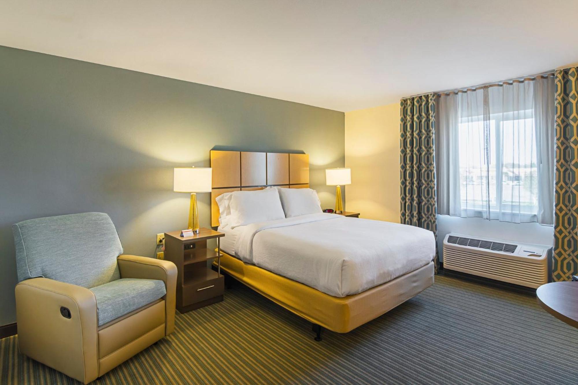 Candlewood Suites - Pensacola - University Area By Ihg Exterior foto